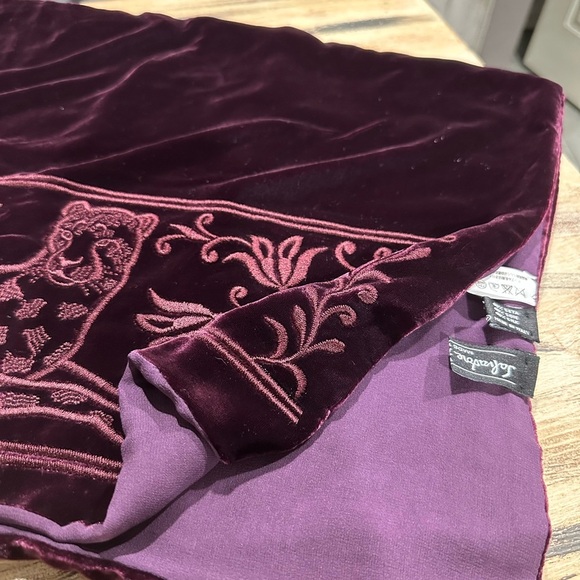 Salvatore Ferragamo Purple Velvet Scarf - Picture 4 of 8